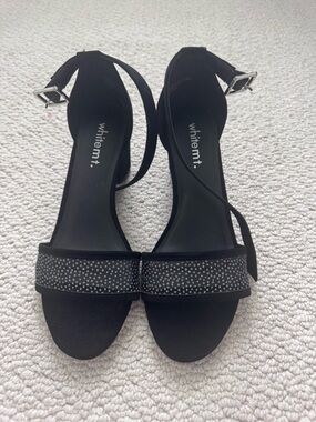 Black Ankle-Strap Sandals with Sparkle Toe Strap